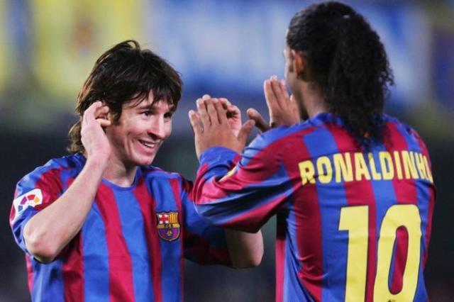1628750265308035590.jpg messi-ronaldinho-20051204-0011.jpg